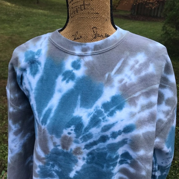 Tye dye Gildan sweatshirt size L - Picture 2 of 9